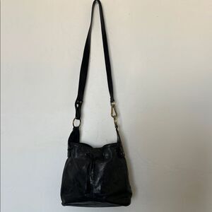 Hillard & Hanson Black Faux Leather Crossbody Bucket Bag